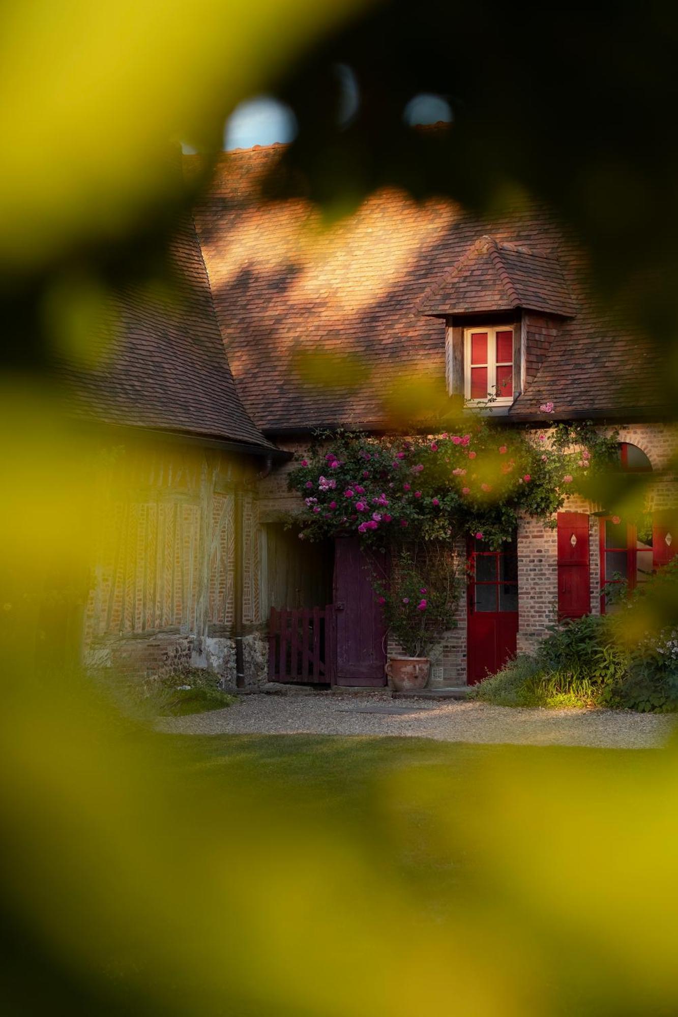 Le Chateau De Bonnemare - Bed And Breakfast Radepont 외부 사진